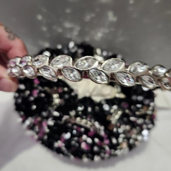 Urban Expressions Starsha Evening Bag New With Tags - Picture 3 of 3